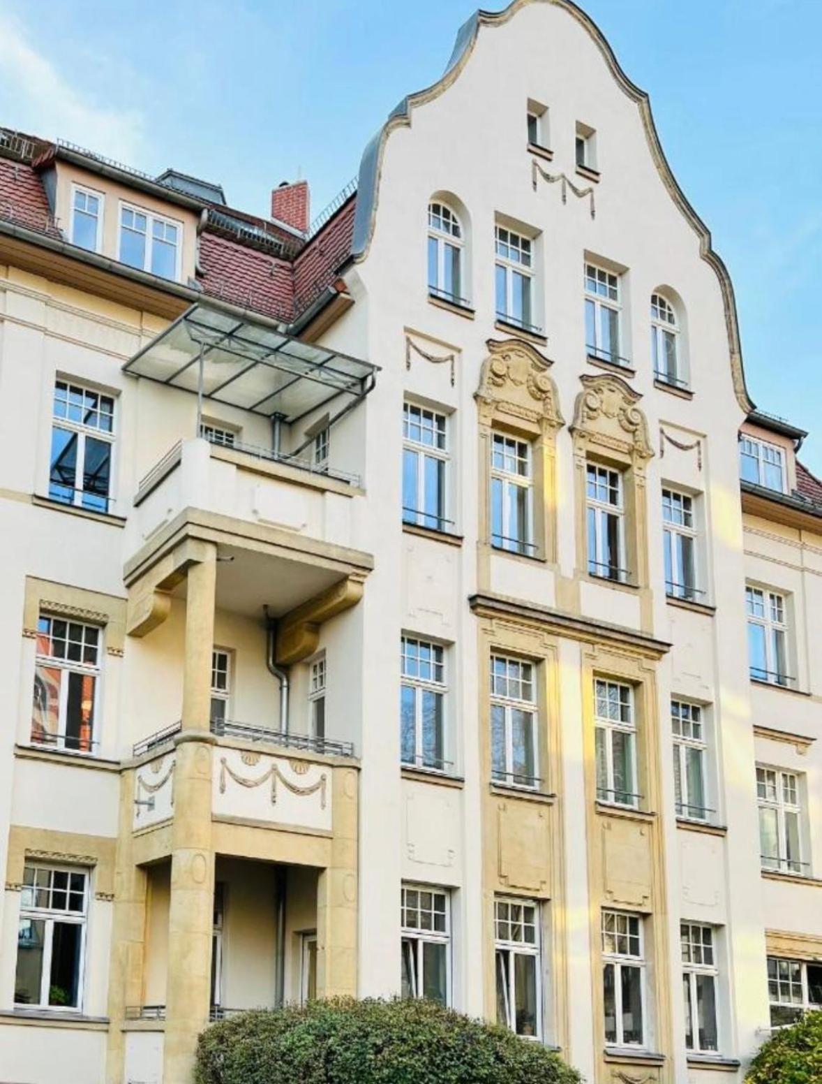 Feine Apartments In Der Suedstadt Von Erfurt Mit Kostenlosen Stellplatz & Flasche Wein Zur Begruessung Exterior photo